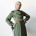 Robe Col Montant — Ankle Dress Modeste