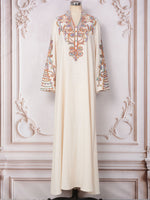 Robe Brodée — Tenue de Banquet
