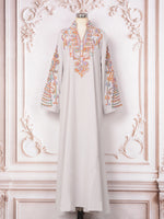 Robe Brodée — Tenue de Banquet